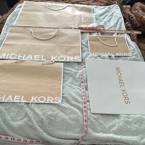 4 Michael Kors Beige & White Gift Bags Plus Box